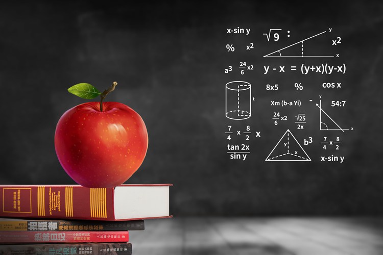 別讓封面毀了你的書！個人出書封面設計的5個避坑指南